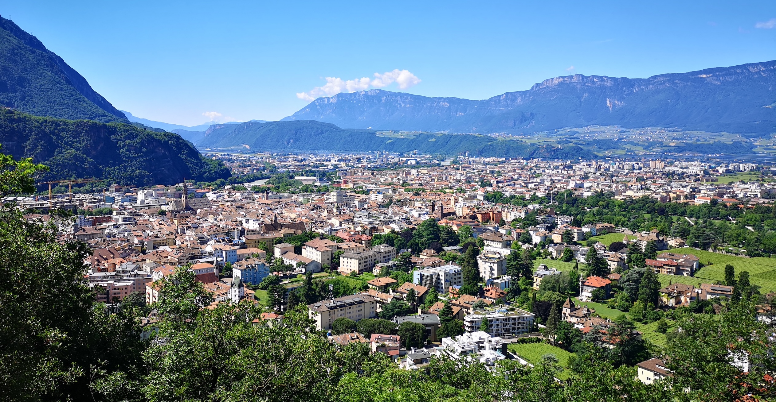 FUEN Congress 2025 to take place in Bozen/Bulsan/Bolzano FUEN-Kongress 2025 findet in Bozen/Bulsan/Bolzano statt