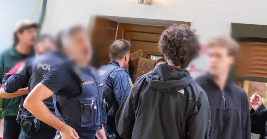 FUEN verurteilt Polizeieinsatz am Peršmanhof/Peršmanova domačija in Kärnten/Koroška